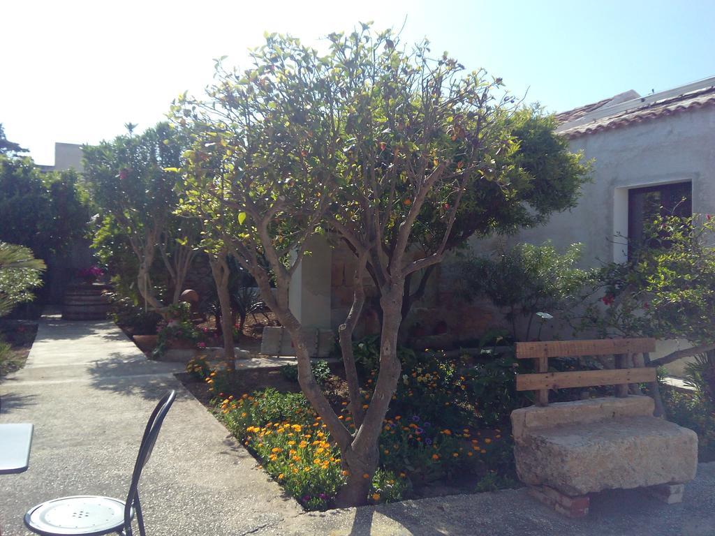 Baglio Bellavista Bed and Breakfast Torre Nubia Εξωτερικό φωτογραφία