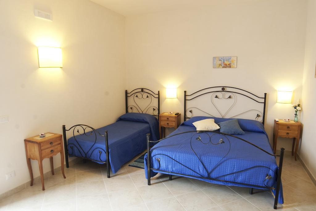 Baglio Bellavista Bed and Breakfast Torre Nubia Δωμάτιο φωτογραφία